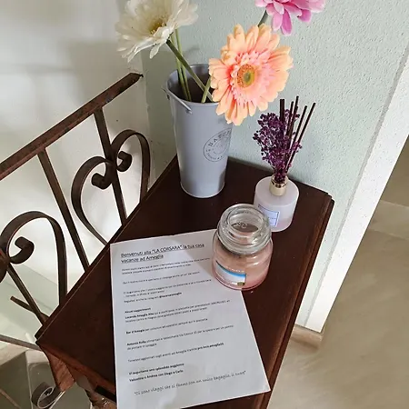 La Corsara-la Casa Nella Roccia *