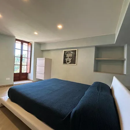 La Corsara-la Casa Nella Roccia Дом отдыха *