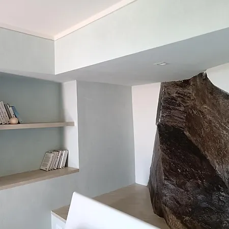 Дом отдыха La Corsara-la Casa Nella Roccia *